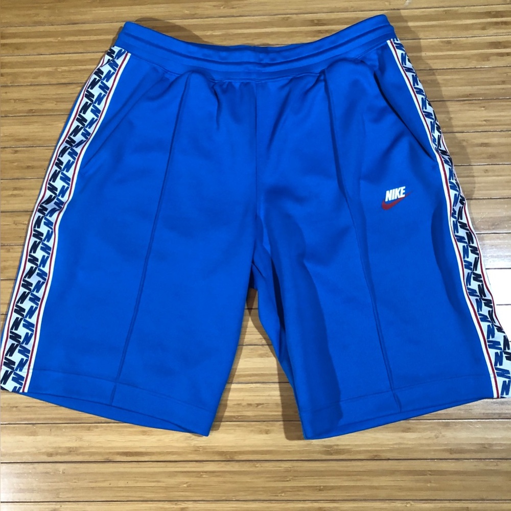 Nike Men's Training Athletic Shorts size XL